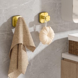 BKV Suction Cup Hooks for Shower,Heavy Duty Shower Hooks for Bathroom Wall,Glass Windows,Smooth Doors to Hang Towels,Robes,Coat,Reusable Suction Cup Wreath Hanger for Christmas Wreaths-Gold(2 Pack)