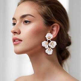 Aksod Flower Earrings Pink Hollow Out Floral Earrings Dangle Trendy Metallic Flower Earring for Women (White)