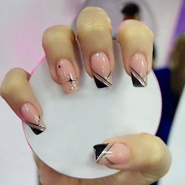 BAOYAALIN Medium Press on Nails Square French Black Fake Nails with Star Glitter Design Artificial Acrylic False Press ons Full Cover Stick on Nail for Women Girls Daily Wear Wedding Manicure 24Pcs
