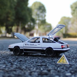 Initial D 1:28 Scale Trueno AE86 Sprinter Alloy Diecast Model Pop-up Headlights (White & Black)