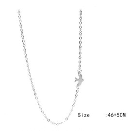 TseenYi Sidesway Dove Choker Necklace Tiny Silver Bird Dove Necklace Chain Sparrow Cute Necklaces Jewelry for Women and Girls (Silver)