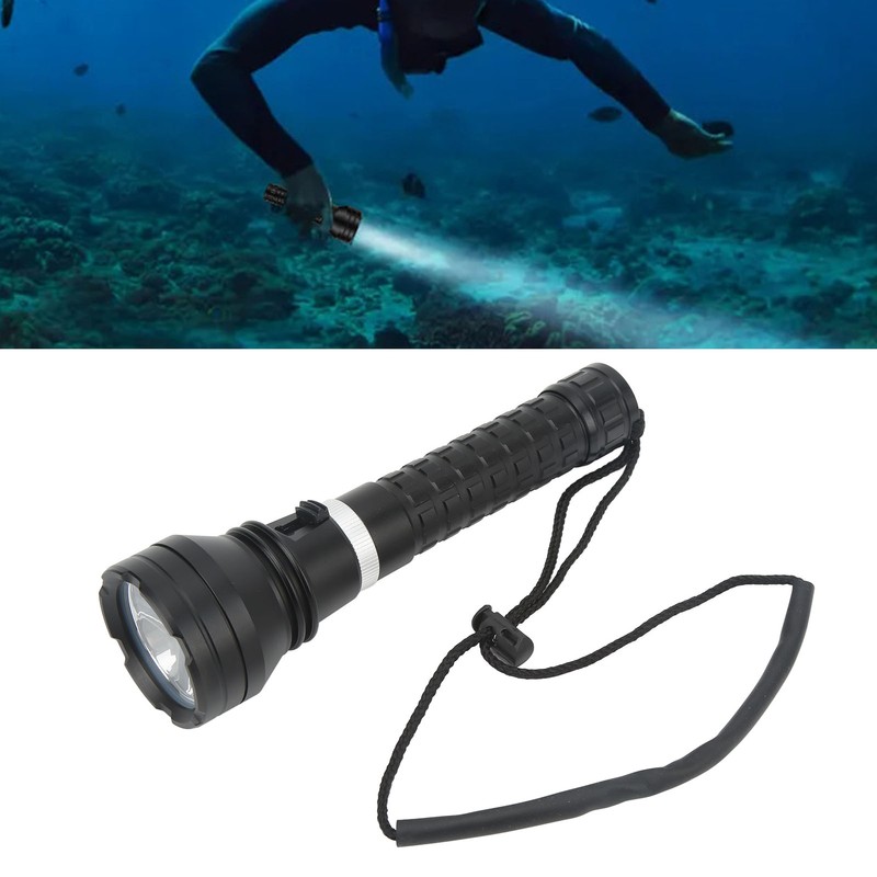 Underwater Flashlight High Brightness 1500 to 2000LM IPX8 Waterproof XHP70