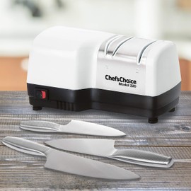 Chef’sChoice Hybrid Knife Sharpeners for 20-Degree Straight-Edge and Serrated Knives Combines Electric & Manual Sharpening With 100-Percent Diamond Abrasives And Precision Angle Guides, 2-Stage, White