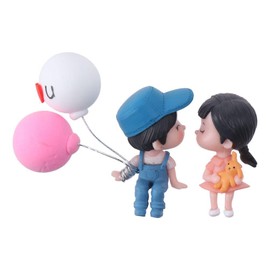 BYOBYO Car Dashboard Decoration, Lovely Couple Car Decoration Kiss Boys Girls Cute Ornaments with Balloons for Car Interior Decor Accessories