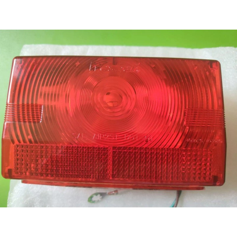 Wesbar Fulton Wesbar 403075 Submersible Tail Light, Right/Curbside