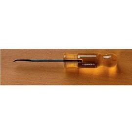 C S Osborne and Company Caning Chisel with Curved 1/8” Blade
