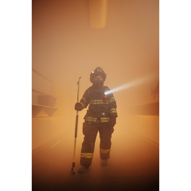 Streamlight 90244 Survivor X USB 250-Lumen USB Rechargeable Right-Angle Firefighter's