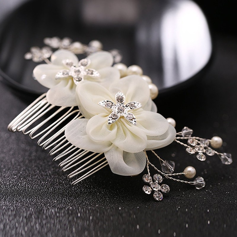 AVILMORE Flower Pearl Hair Comb Hair Ornament Rhinestone with Storage
