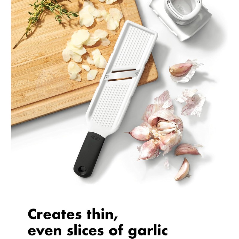 OXO Good Grips - Mandolina, Rebanador de ajo, Blanco
