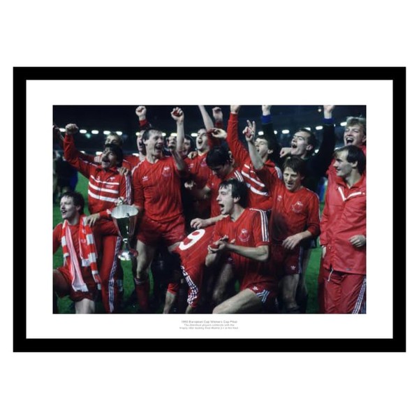 Aberdeen FC 1983 European Cup Winners Cup Team Framed 18x12 inch Photo Memorabilia