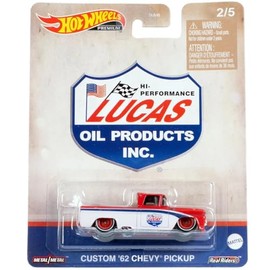 Hot Wheels Pop Culture Lucas Costom 62 Chevy Pickup 2/5