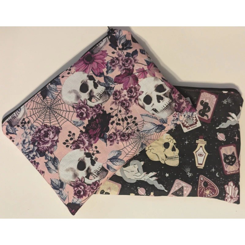 Muave Skull Elegance Keychain Wristlet
