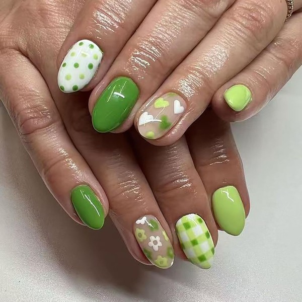 Cute Green Press on Nails Short Almond Fake Nails with