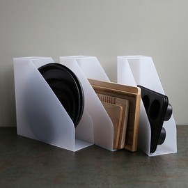 [Slim Home] Storage holder triangular type (translucent) 8 pieces / [슬림홈] 수납홀더 삼각타입(반투명) 8개