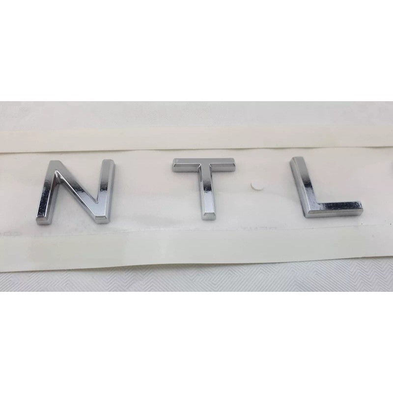 BENTLEY BENTAYGA CHROME TRUNK LOGO / 3SA853675 GENUINE OEM