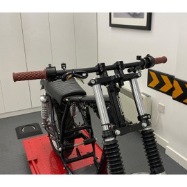 Motorcycle Hand Grips for 7/8 inch Handlebars | Diamond Style in Burgandy | Premium Comfort with Durable Rubber | Perfect all Street Bikes and Cafe Racers - 2 PCS