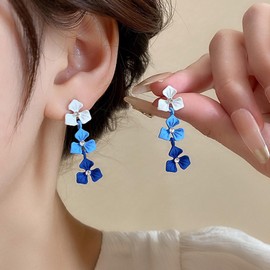 Wendalern Boho Flower Dangle Earrings CZ Rhinestone Flower Drop Earrings Long Tassel Triple Floral Petal Earrings Elegant Matte Flower Wedding Bridal Earrings Jewellery for Women Girls, Zinc