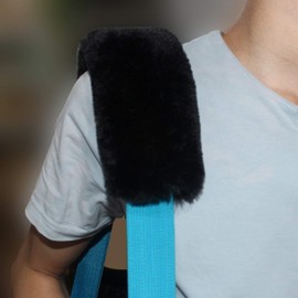 SUNTRADE 2-Pack Soft Faux Car Black Seat Belt Cover Pad,Car Safety Seat Belt Strap Shoulder Pad for Adults and Children,Suitable for Car Seat Belt,Backpack,Shoulder Bag