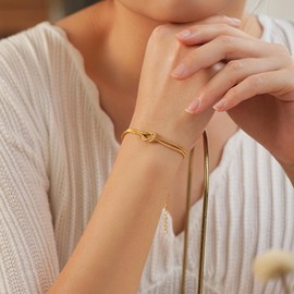 Tarsus Mom Gifts Mothers Day Birthday Christmas Gifts for Mom Bracelet from Daughter Mother Knot Bracelets Jewelry Presents