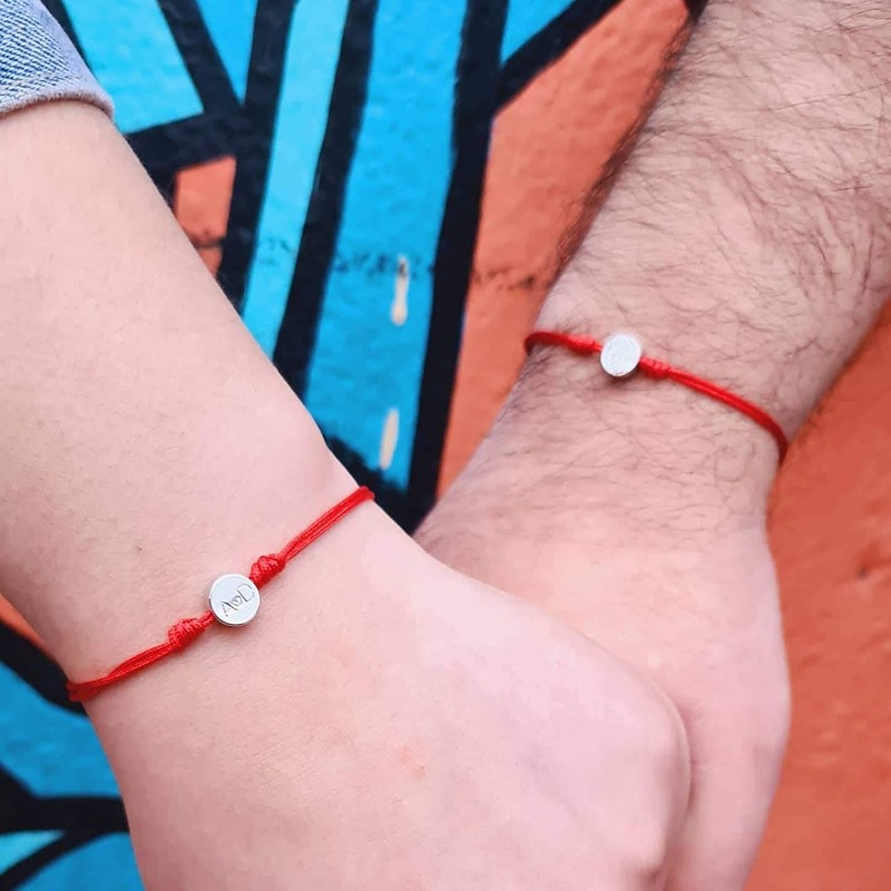 2 Pulseras de Hilo Rojo con Iniciales - Personalizada para