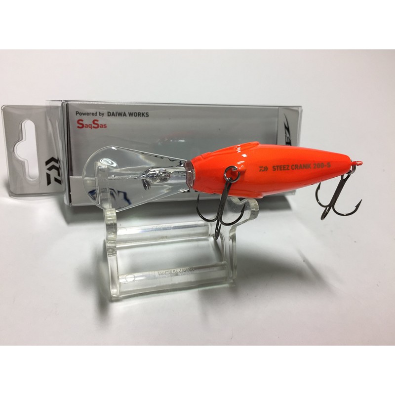 DAIWA Bass Steeze Crank Spark Red 200-S Lure