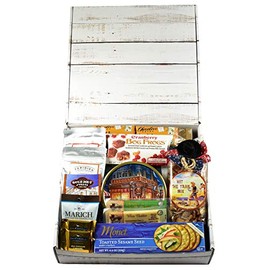 Gift Basket Village "The Equestrian" Care Package - A Gourmet Gift Box for Horse Lovers with Themed Snack Mix, Meat and Cheese, Cookies, Chocolates and More...