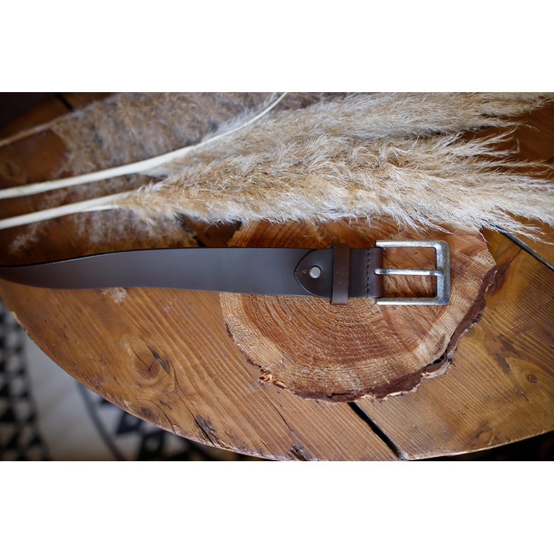 Gusti Kara Plain Leather Belt with Silver Buckle Suit Belt