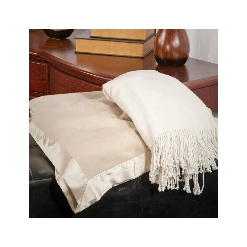 Aus Vio 100% Natural Charmeuse Silk Luxurious Blanket with Satin