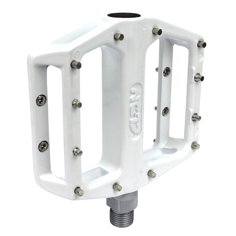 NC-17 STD II Pro Flat Pedal - White