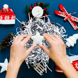 100 Grams Basket Filler Paper Shred, Sparkly Silver Film PP Hamper Shreds & Strands Shredded Grass Stuffer Crinkle Confetti Raffia Paper Gift Box Filler for DIY Gift Wrapping & Basket Filling (Silver)