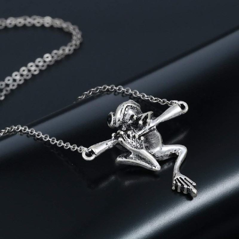 PikaLF Men's Norse Viking Frog Pendant Necklace, 17.7in Chain, Silver