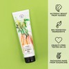 HANDS ON VEGGIES On Veggies: Energizing Shower Gel - Carrot