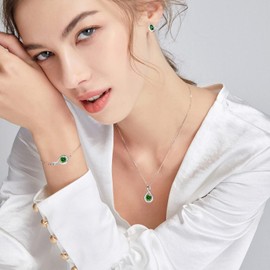 FANCIME 925 Sterling Silver May Birthstone Bracelet Infinity Green Emerald Bracelet with Fine Jewellery Box Christmas Birthday Valentine's Day Mother's Day Present for Women Mother