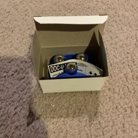 Unbranded MetLife Auto & Home Doc-u-hold