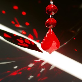 GOLDENHAITAI 20pcs Chandelier Crystals Maple Leaf Prism Pendant Parts Connected Glass Octagon Beads Chain for Chandelier Decoration 38mm (Red)