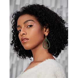 MALOYANVE Wooden Musical Note Earrings for Women Creative Vintage Bohemian Hollow Out Treble Eighth Music Clef Note Shaped Brown Black Boho Geometric Wood Earrings (Green)