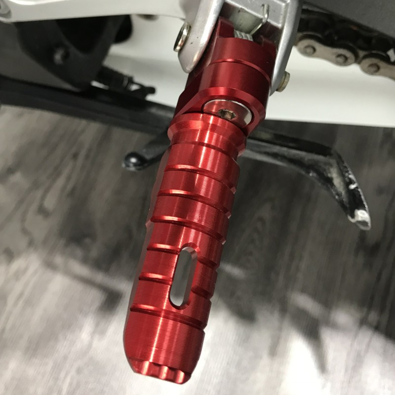 Motorcycle Front Footrests Aluminium Alloy Anti Slip Replacement for MV