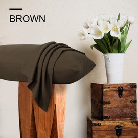 PiccoCasa Zippered Pillowcases, 100% Brushed Microfiber Polyester Pillow Case Cover, Pillow Cases Set of 2, Soft and Comfortable Brown Queen(20"x30")