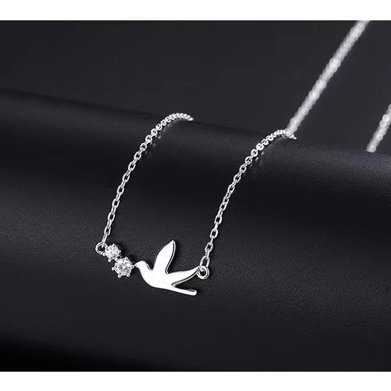 Silver Pendant Necklace Beautiful Elegant Adjustable Cute Dove Bird Pendant