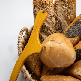 Everything Kitchens Modern Essentials Bread Saw