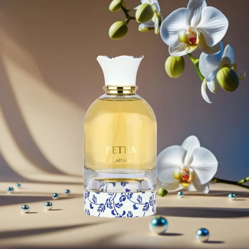 Petra Eau de Parfum Spray 100ml (3.4 Oz) by Lattafa
