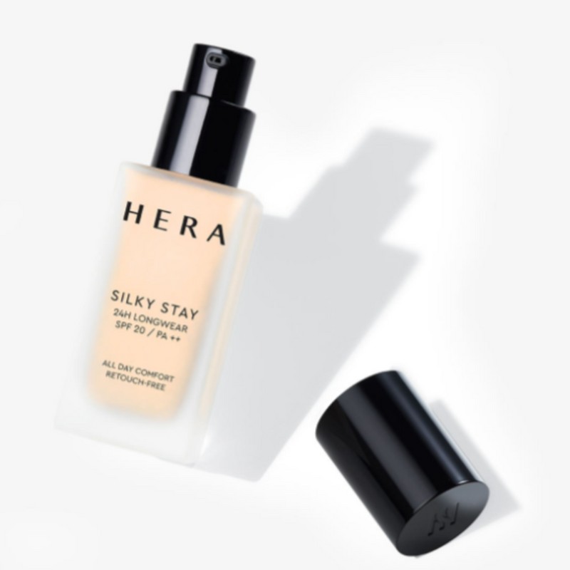 Hera Silky Stay Foundation 23N1 BNS with good matte coverage