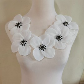 5pcs Pretty Flower Sew On Patch Embroidey Motif Children Girls Women Fabric Applique (White B)