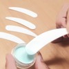 50pcs Curved Disposable Facial Cream Spatulas for Waxing and Makeup