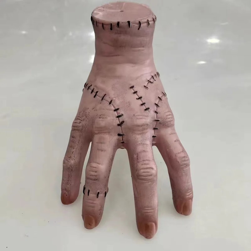 Ows | Figura Coleccionable de "Dedos" (Thing) | Colección Merlina