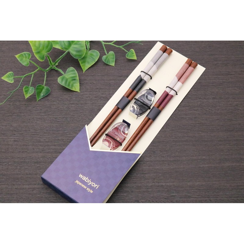 Ishida Perfect for Gifting Couple Chopsticks with Chopsticks Rest, Set