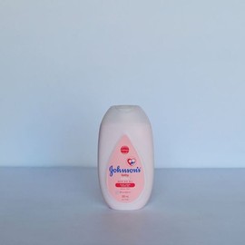 Johnson Eye Clean Mild Moisture Pink Lotion 300ml Relaxing Moisture Moisture Lotion Clean Moist Lotion / 존슨 아이깨끗 순하게촉촉함을유지 핑크로션 300ml 릴랙싱 수분촉촉 촉촉로션 청결함 촉촉한로션