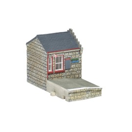 Hornby R7232 Hogsmeade Station Booking Hall Resin Building, Multi Colour