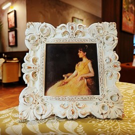 CISOO 4x4 Vintage Small Picture Frame, Antique Ornate White and Gold Square Photo Frame, for Table Top and Wall Display, Decorative Floral Design Retro Home Decor, Photo Gallery Art
