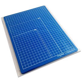 Groovi A4 Craft Mat - Blue: Perfect for Crafting, Colouring, Drawing, Shading, Cutting, Embossing, Sizing Artwork. Double sided with soft side & rigid side. For Projects, Hobby & Scrapbooking.